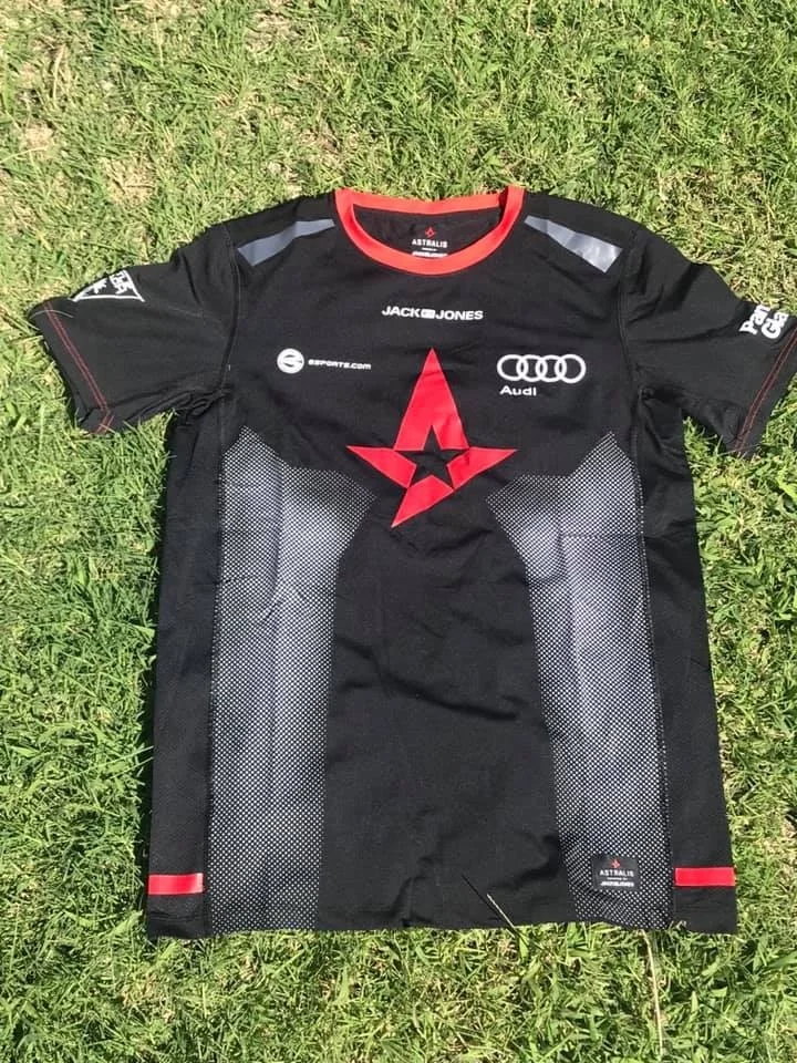 Jack Jones Astralis E-Sports Team Jersey - Size L - Astralis T-Shirt