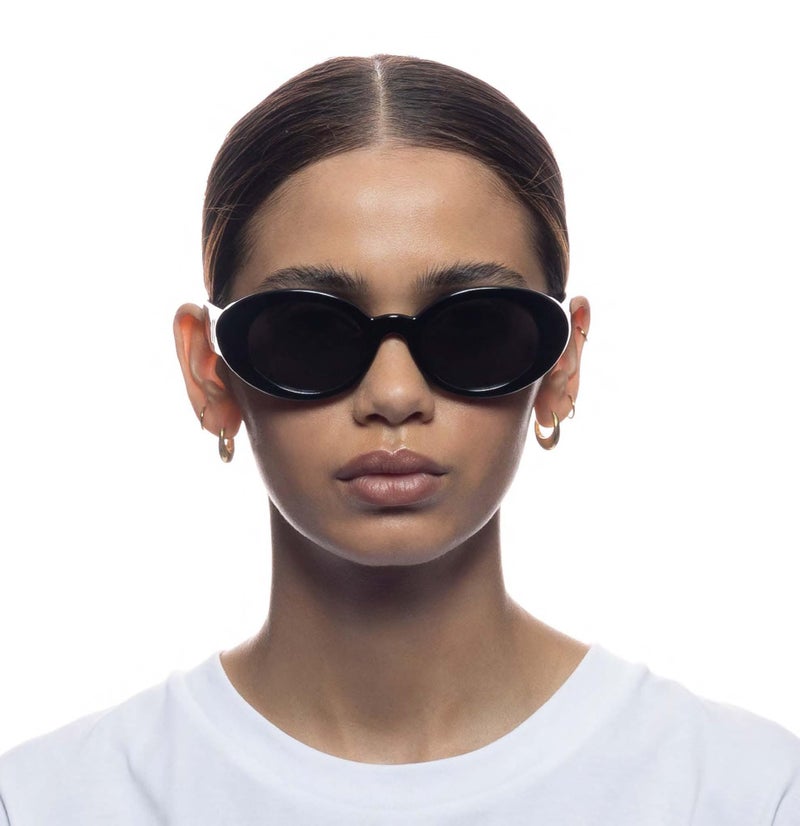 Le Specs Nouveau Vie Sunglasses - Black, Oval, Oval, Women's, Chic and Versatile Style - Image 3