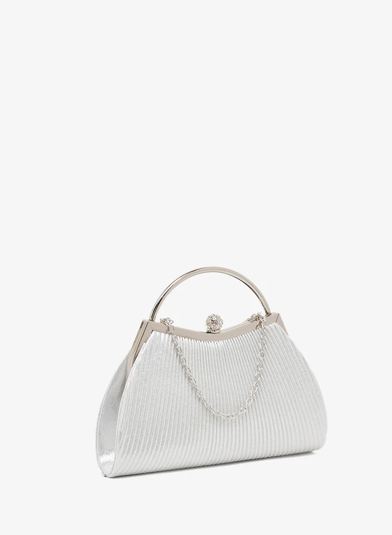 خزانة clutches