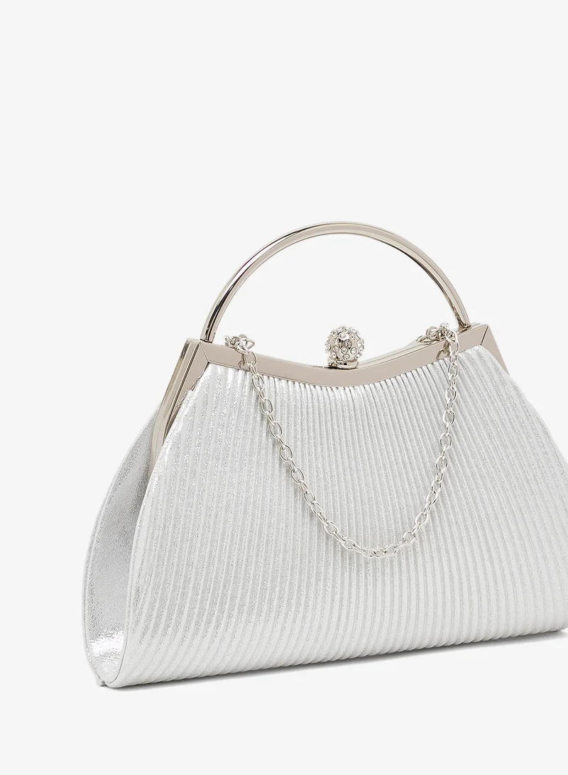 خزانة clutches