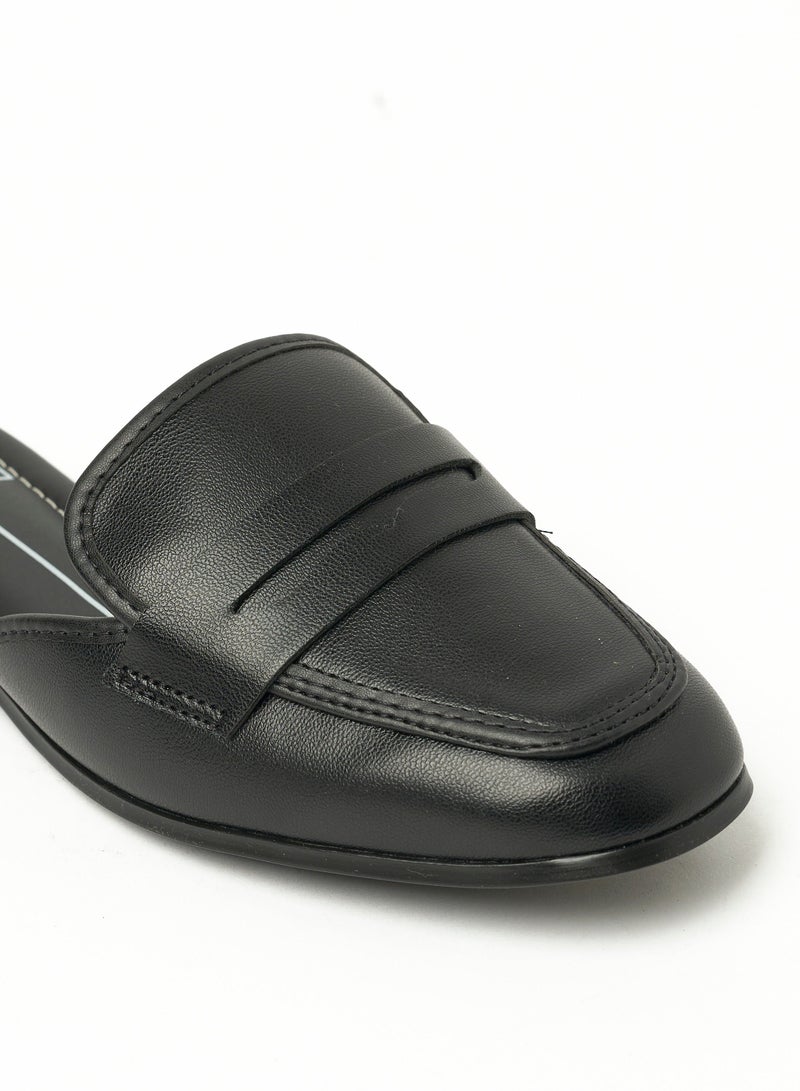 MOLECA Aliana Close Toe Slip Ons - Image 4