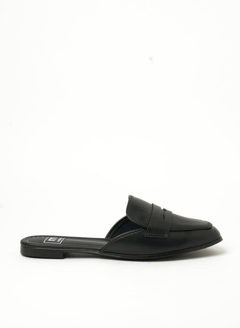 MOLECA Aliana Close Toe Slip Ons - Image 1
