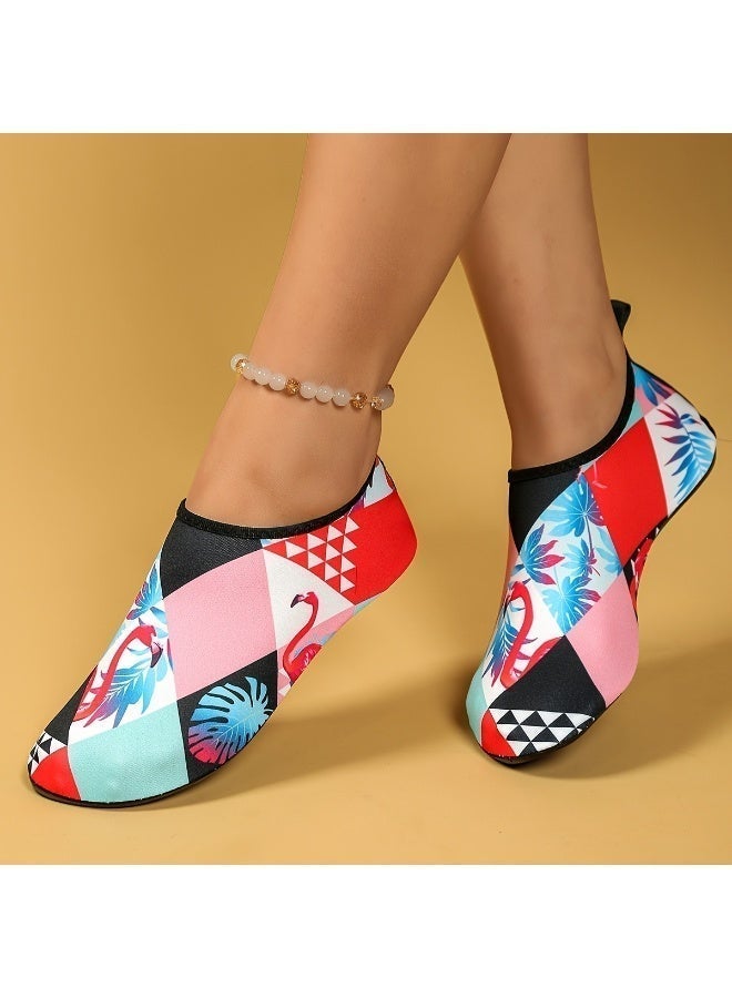 رونق حذاء سباحة مائي للأطفال بخامة مرنة ومريحة، بتصميم جذاب، مثالي لحماية القدمين من الرمل والأسطح الزلقة على الشاطئ وحول حمام السباحة، مقاس 28, 29._ حذاء مائي ـ جزمه مائيه - حذاء رياضي مائي_ أدوات سباحه ـ اكسسوارات سباحه ـ العاب مائيه ـ مستلزمات سباحه - Image 1