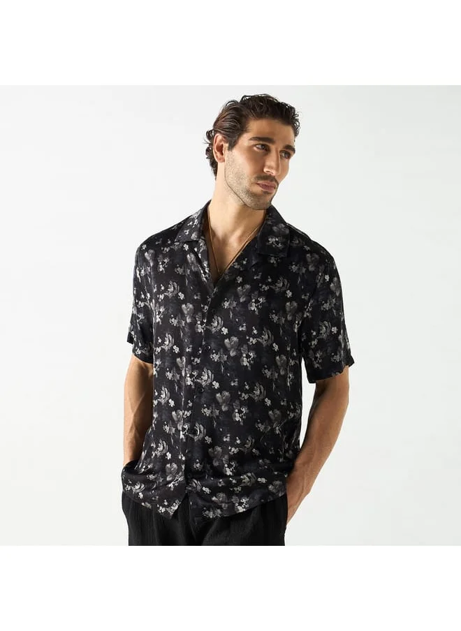 Iconic Iconic All-Over Floral Print Camp Collar Shirt with Short Sleeves