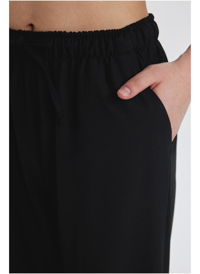DeFacto Woman Wide Leg Woven Trousers  - Image 2