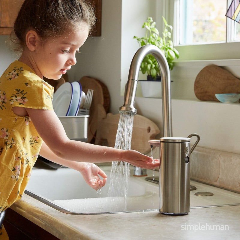 simplehuman 9 oz. Touch-Free Rechargeable Sensor Liquid Soap Pump Dispenser, Rose Gold Stainless Steel - Image 3