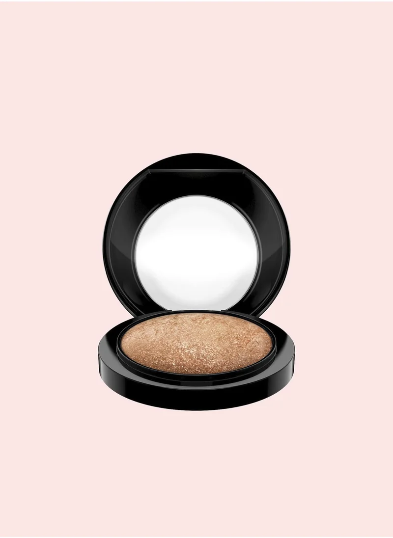 MAC Cosmetics Mineralize Skinfinish Highlighter - Gold Deposit