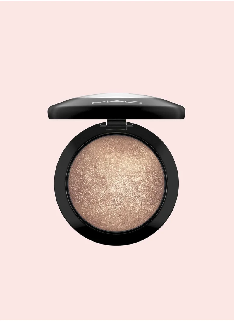 MAC Cosmetics Mineralize Skinfinish Highlighter - Gold Deposit