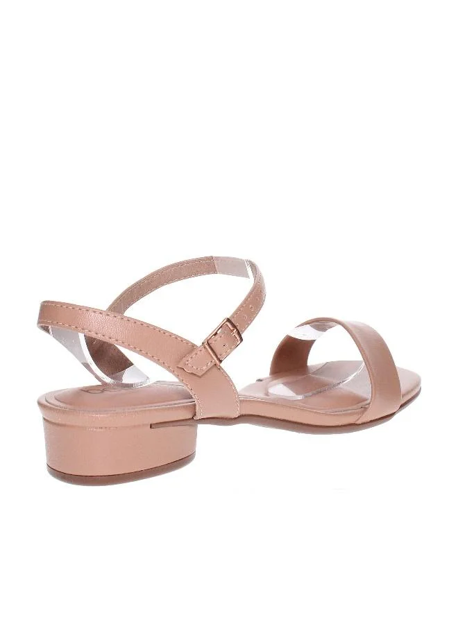 بيرا ريو صنادل بيرا ريو بكعب منخفض للنساء بيج | صنع في البرازيل