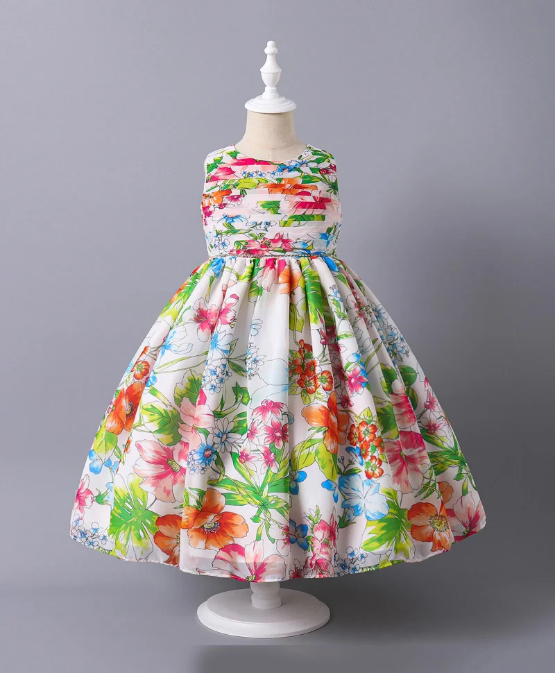 مارك وميا فستان حفلات بطبعات زهور بدون أكمام من مارك آند ميا - متعدد الألوان