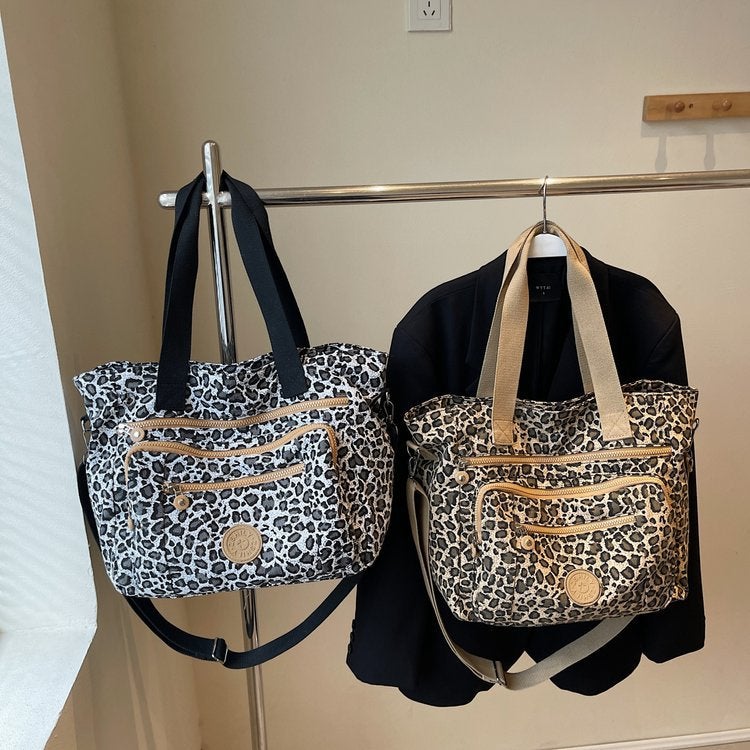 Korean Ins Leopard Print Canvas Bag For Girls, Lazy And Relaxed, Versatile Bag, Large Capacity Student Shoulder Tote Bag - Image 5
