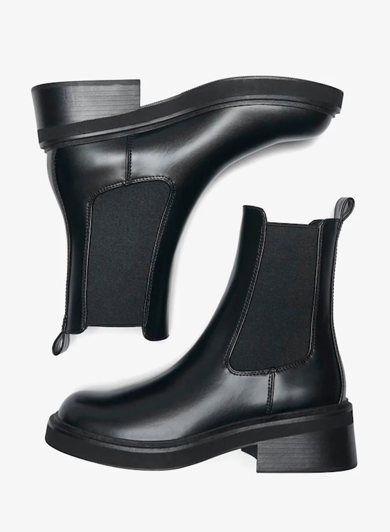 Only  Onlbutter Ankle Chlelsea Boots for Women | Best Price UAE