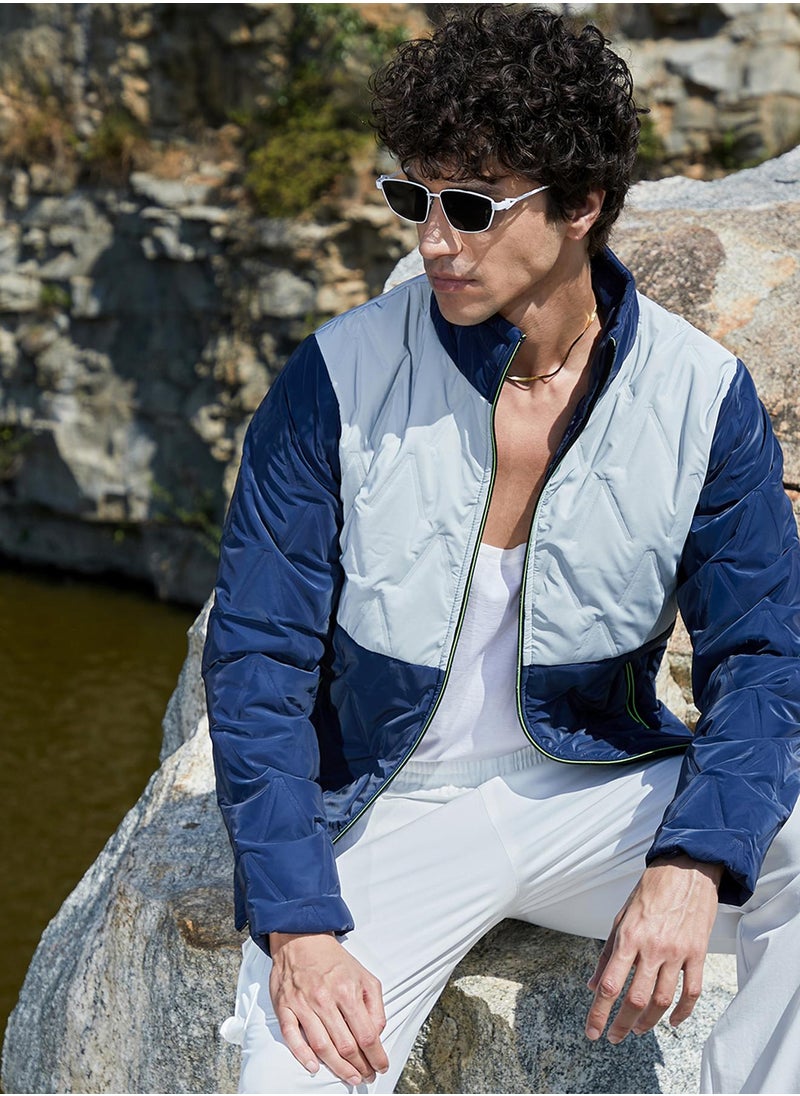 كامبوس سوترا Men's Navy Blue & Light Grey Contrast V Quilted Puffer Jacket  - Image 1