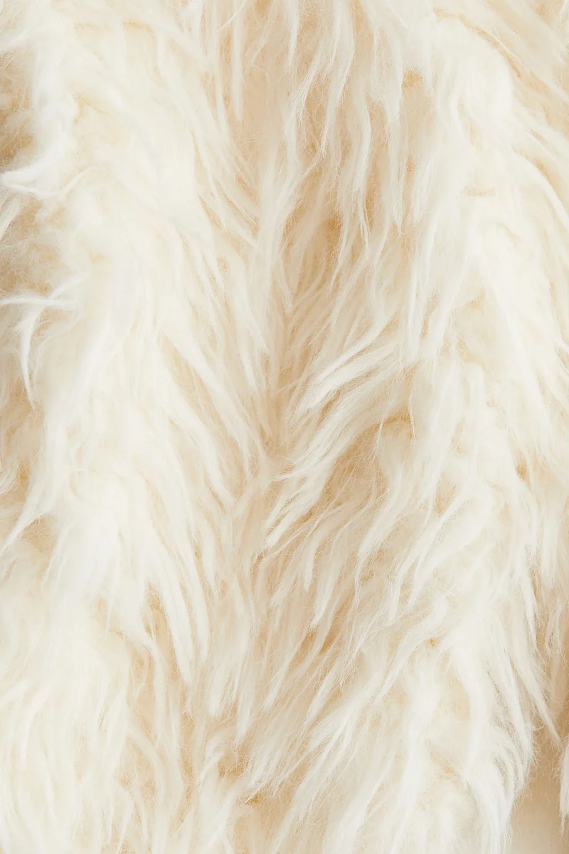 H&M Fluffy gilet