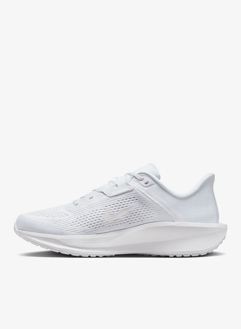 Nike Quest 6