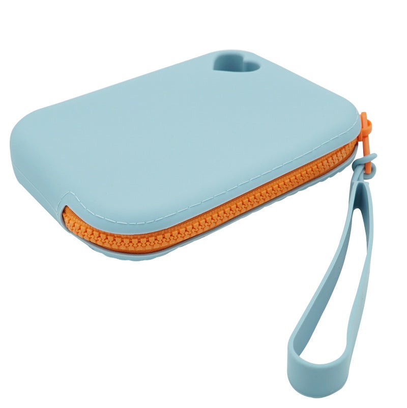 Multi-functional new silicone storage bag key waterproof and dustproof bag data aunt towel storage bag pet snack bag Light blue