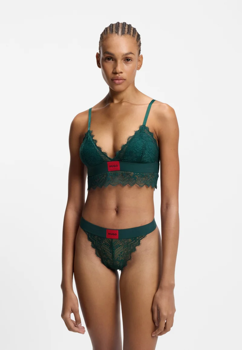 هوجو حمالة صدر مزينة بالدانتيل مع ملصق شعار أحمر