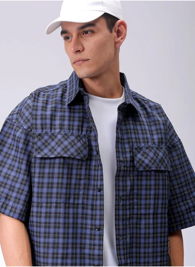 شركة المرآب الهندية Men Oversized Checkered Half Sleeves Cutaway Collar Street Wear Shirt