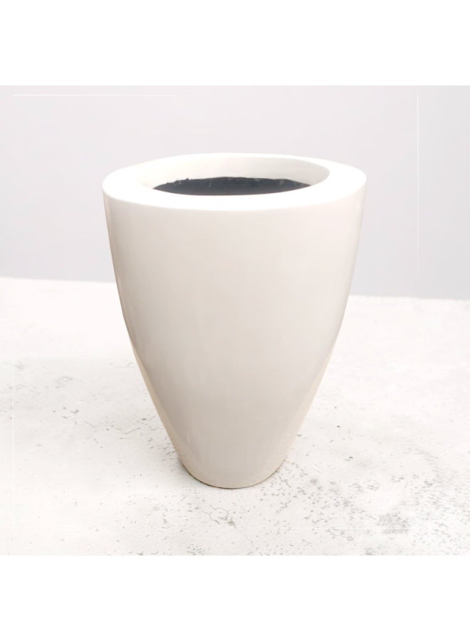 color zone pottery Indoor and outdoor planters with a sturdy and durable construction, ideal for larger plants. Prevents discoloration and cracking caused by sun exposure. Waterproof, sun-resistant, and weather-resistant. Glossy white fiber. - Image 3