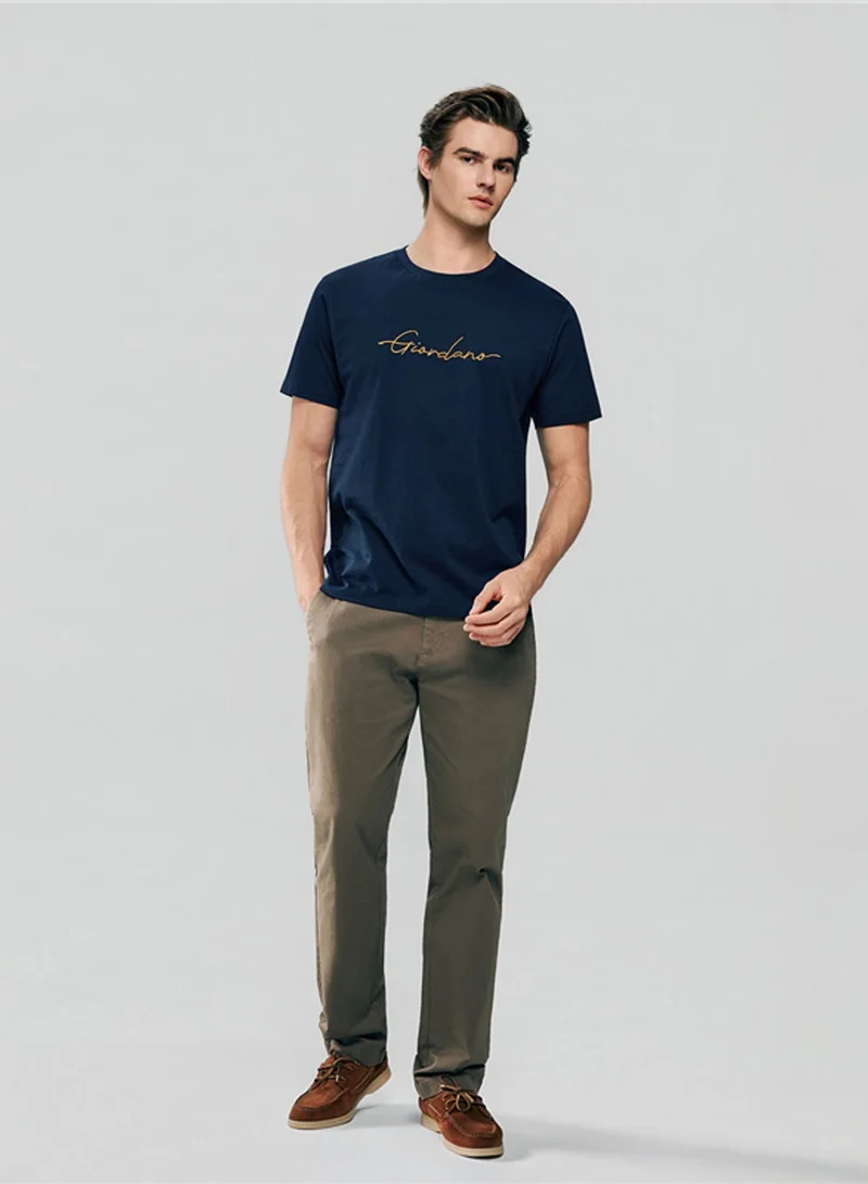 GIORDANO Men’s Slim Fit Cotton Signature Print Tee