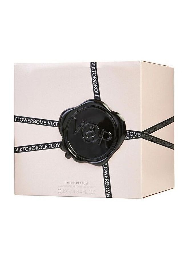 VIKTOR & ROLF Flowerbomb Eau de Parfum 100ml  - Image 3
