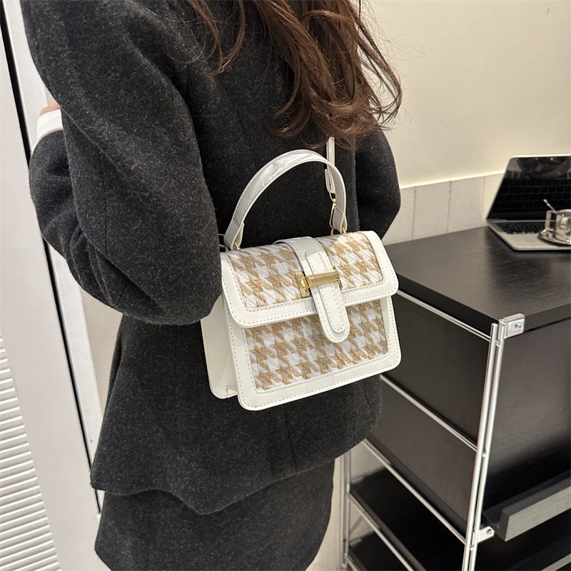 French-Style Personality Trendy Textured Bag For Women, New Trendy Houndstooth Handbag, Shoulder Crossbody Small Square Bag, White - Image 5