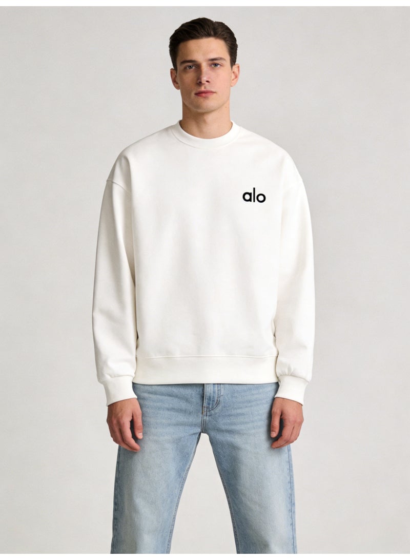 ألو يوغا Alo Yoga Unisex Ivory Crewneck Sweatshirt with Branded Logo - Image 4