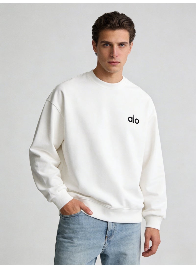 ألو يوغا Alo Yoga Unisex Ivory Crewneck Sweatshirt with Branded Logo - Image 2