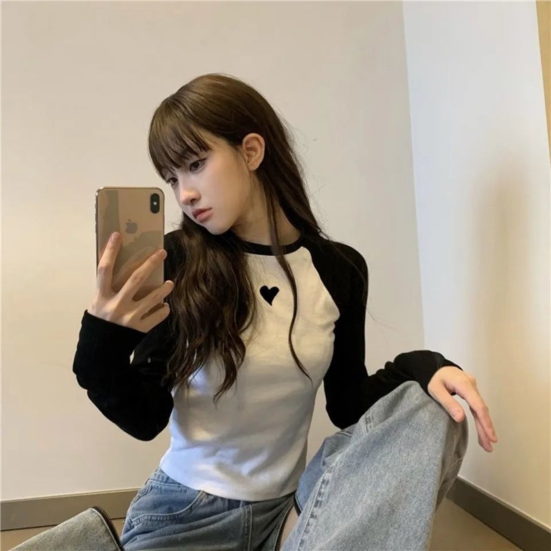 Autumn Korean College Girl'S Vit-Reducing Age Small Love Contrast Color Raglan Sleeve Long-Sleeved T-Shirt Women'S Stitching Base Shirt - Image 5
