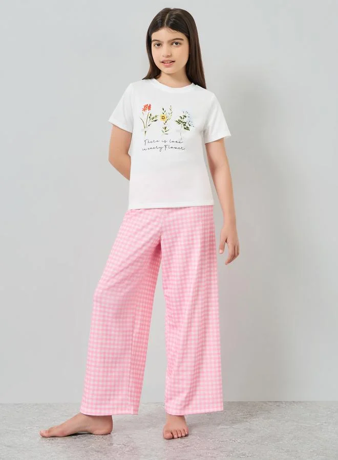 Styli Girls Floral Print T-Shirt and Checked Pyjama Set