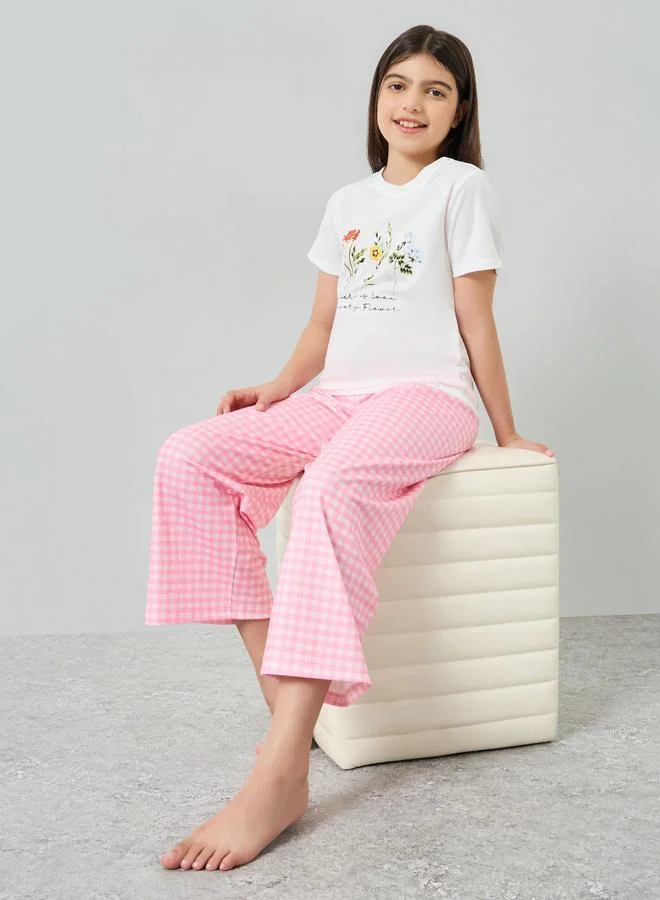 Styli Girls Floral Print T-Shirt and Checked Pyjama Set
