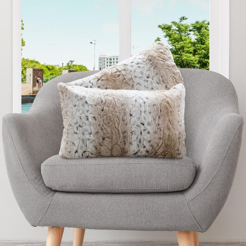Cheer Collection Faux Fur Throw Pillows with Inserts Set of 2 Decorative Square Couch Pillows 12 x 20 Snow Leopard Embossed Ombre Design for Sofa Bed Living Room Decor