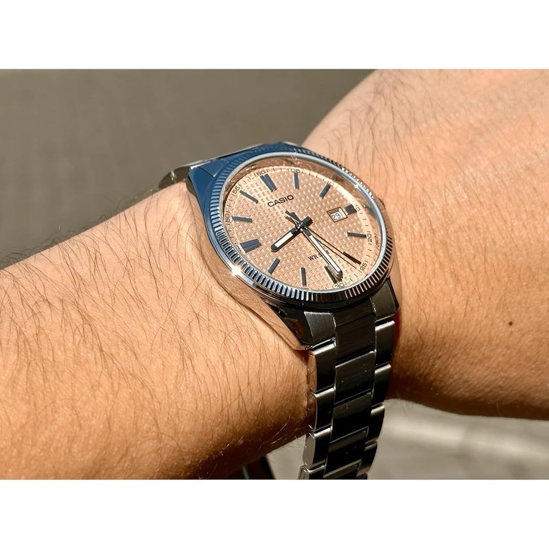 CASIO ساعة أنتيزر للرجال MTP-1302PE-4AVEF بقرص وردي للرجال (A2395) - Image 2