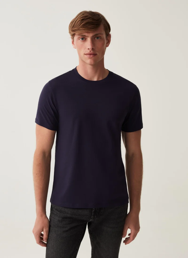 او في اس Two-pack T-shirts with round neck