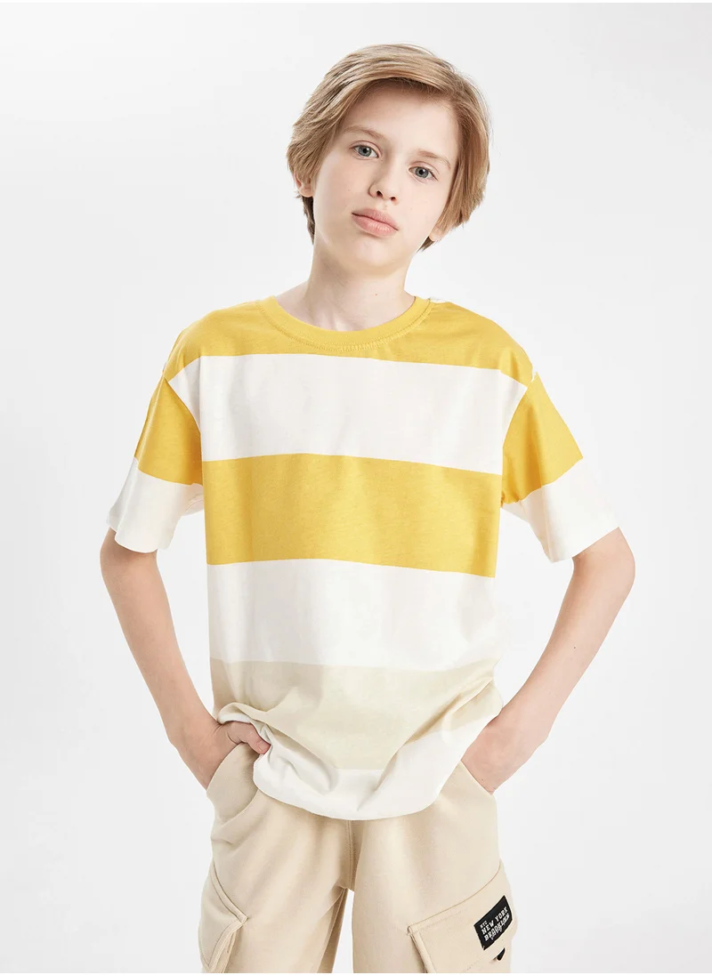 ديفاكتو Crew Neck Striped Short Sleeve T-Shirt