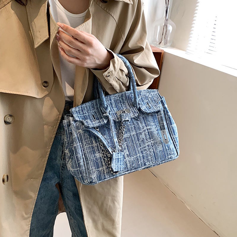 Niche Design Bag 2023 Spring And Denim Blue High-End Texture Large Capacity Commuting Shoulder Crosbody Bag - Image 5