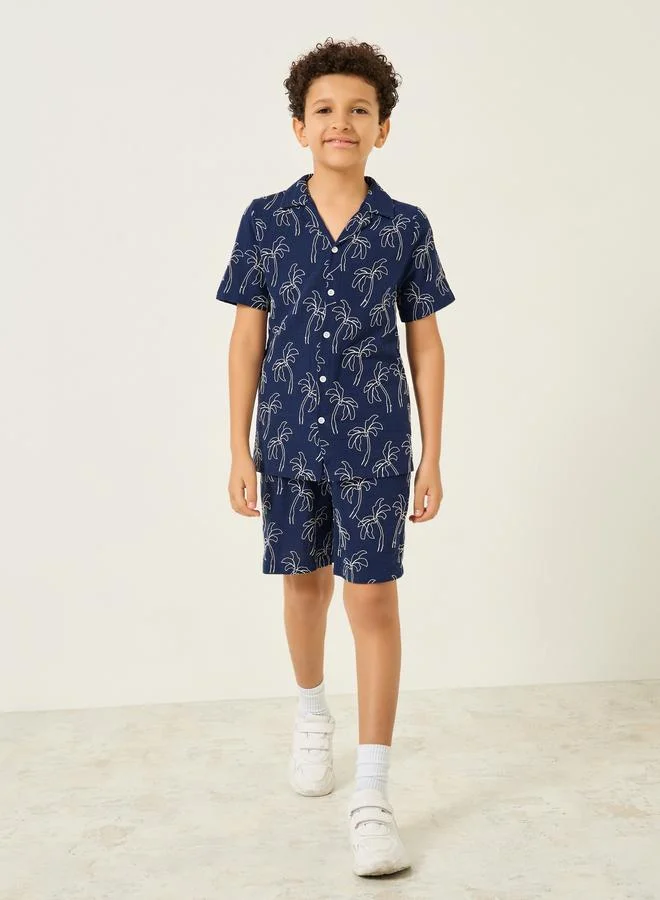 ستايلي طقم كحلي مطرز من قميص وشورت للأولاد