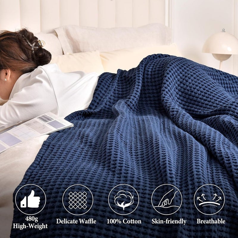 PHF بطانية كينغ سايز (230 سم × 265 سم) 400 غرام لكل متر مربع 100% قطن مغسول بنمط الوافل، رمي مريح وقابل للتنفس وصديق للبشرة لجميع الفصول، غطاء سرير فاخر لفصل الخريف للكنبة والسرير، أزرق داكن - Image 3