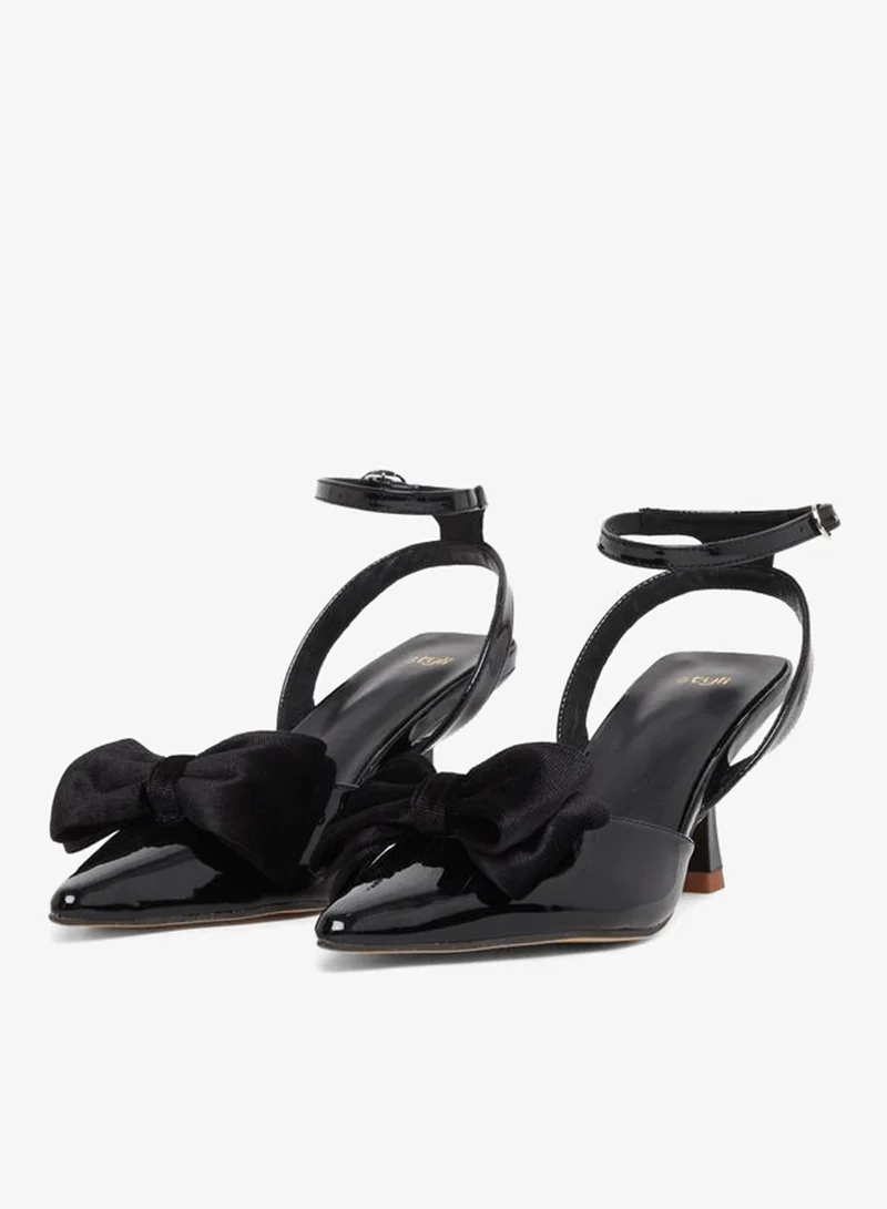Styli Patent Bow Accent Pointed Toe Sandals