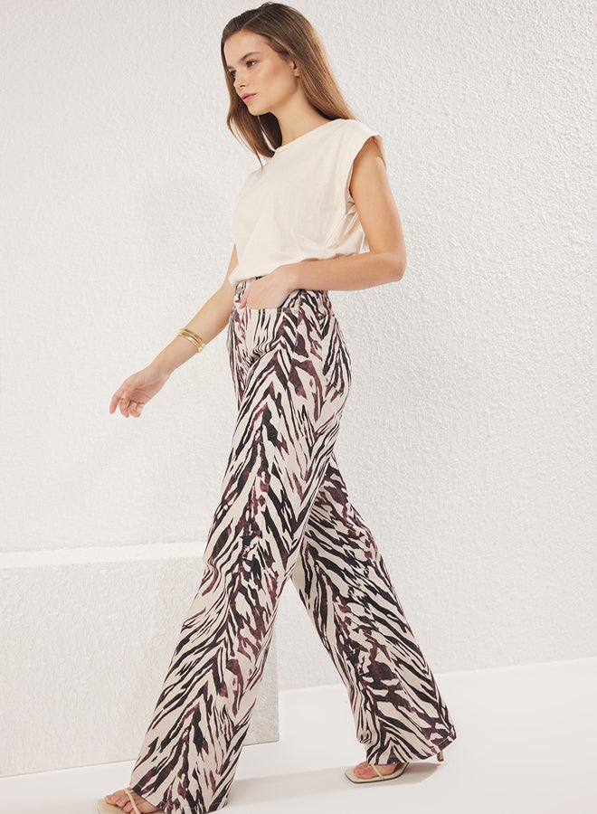 trendyol Brown Animal Print High Waist Wide Leg Jeans  - Image 2