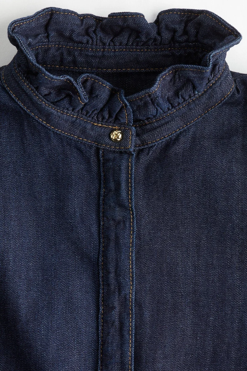 اتش اند ام بلوزة دنيم مزينة بكشكشة