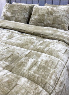 Family Bed Quilt Set Chess Spanish Fur 2 pieces size 180 × 240 cm model 2410 from Family Bed  - Image 3