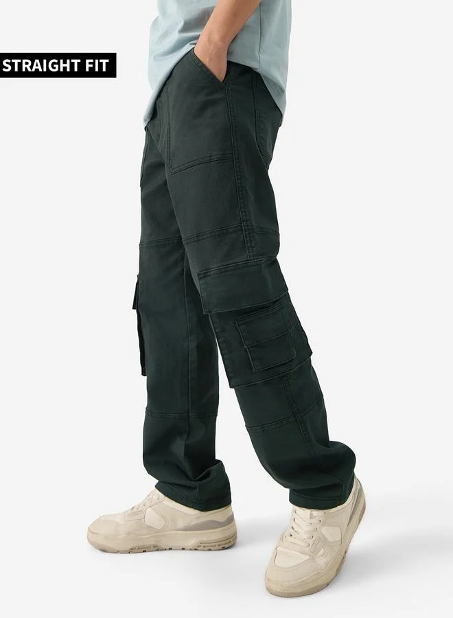 Men Dark Green Straight Fit Cargo Jeans