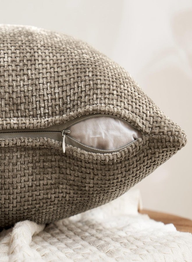 ميولي مجموعة من 4 أغطية وسائد زينة للأريكة من MIULEE، مقاس 20×20 بوصة، لون أزرق كحلي/رمادي محايد، أغطية وسائد ناعمة من الشنيل، أغطية وسائد ريفية لتزيين المنزل، مناسبة لغرفة النوم وغرفة المعيشة. - Image 3