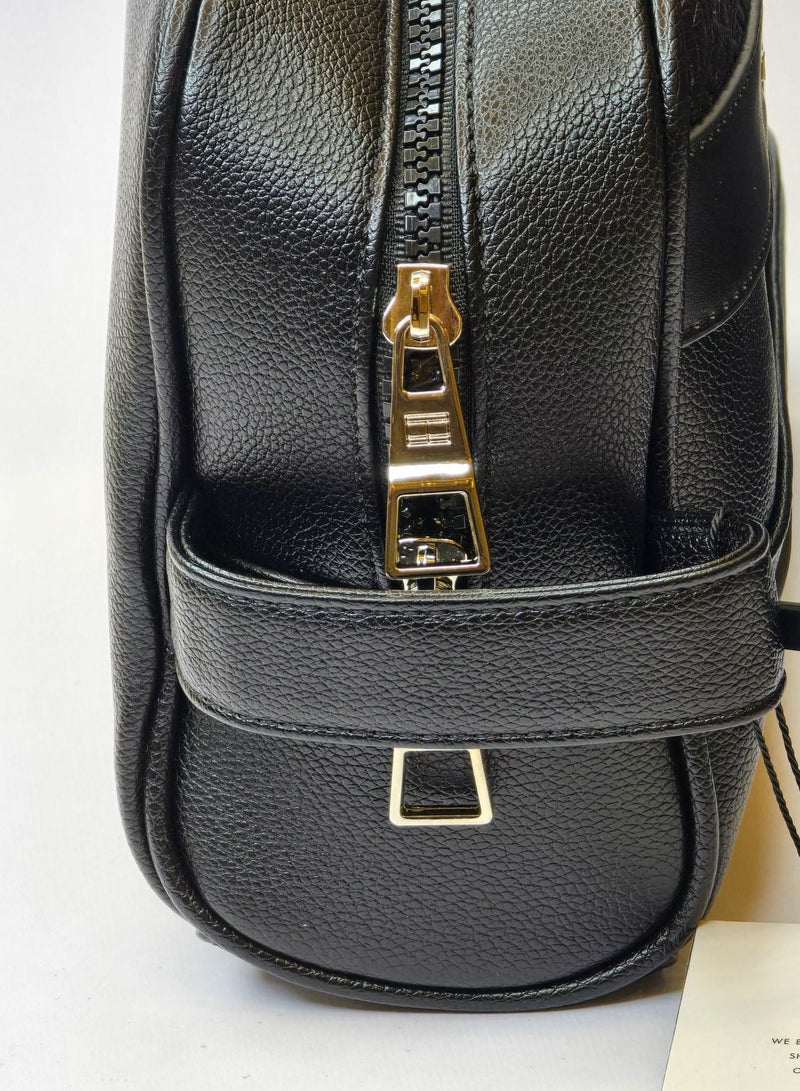 Hilfiger Denim Tommy Hilfiger Black Leather Bag For Men - Image 4