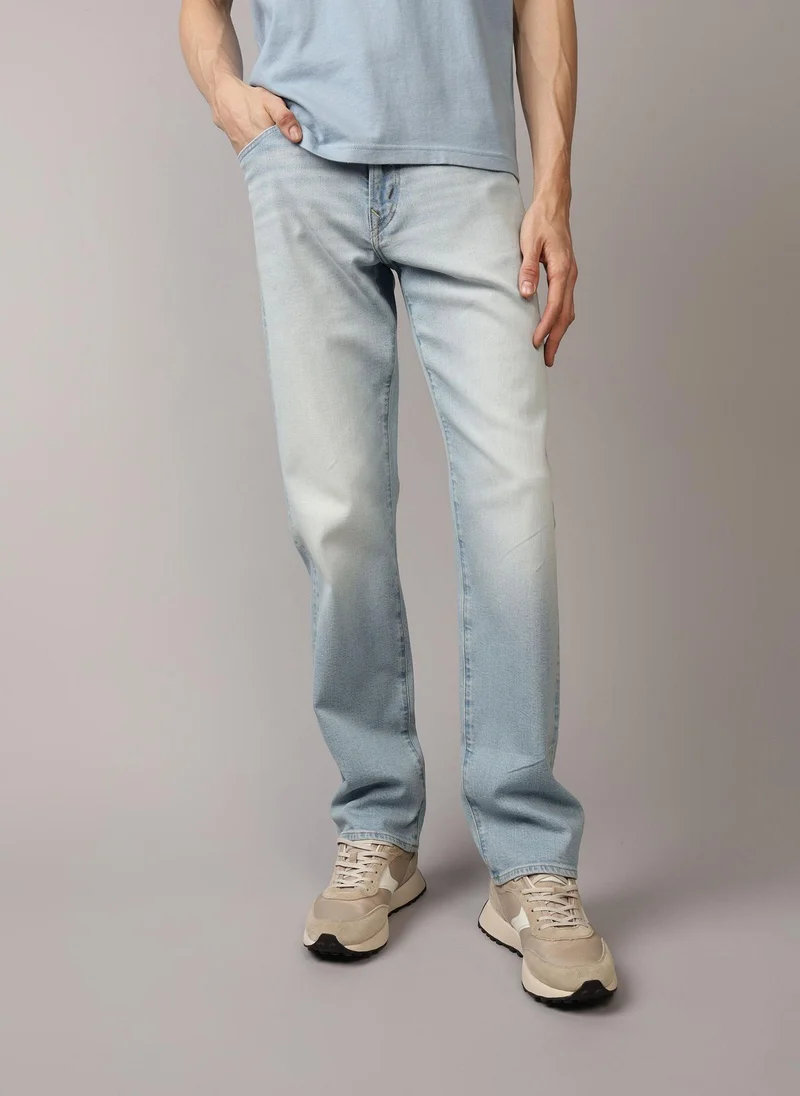 امريكان ايجل Airflex+ Rinse Wash Straight Fit Jeans