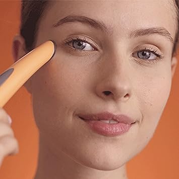 Rowenta AntiFatigue Eye Massager Reduces Blemishes Reduces Puffiness and Dark Circles Gentle Vibrations Purifying Blue LED Portable No Flaws LV2010 - Image 5