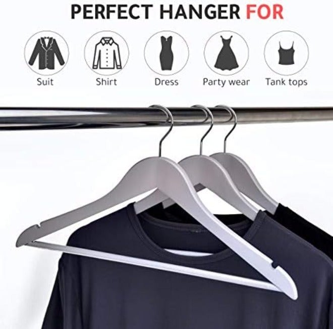 Quality Hangers شماعات خشبية عالية الجودة - طقم شماعات مقوسة قليلاً - شماعات معاطف من الخشب الصلب بخطافات كرومية أنيقة - شماعات متينة للملابس، والسترات، والقمصان، والسراويل، والبدلات (لون طبيعي، 10 قطع) - Image 4