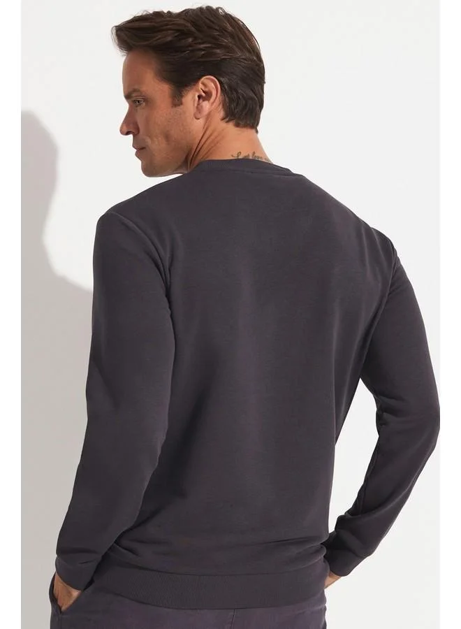 جون June Men Regular Fit Embroidered Crew Neck Sweatshirt Anthracite
