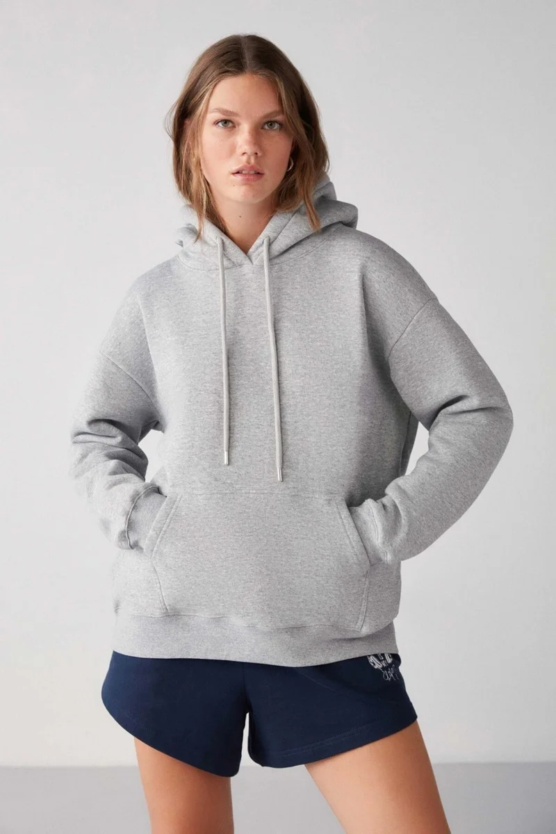 جريميلانج Adel Relaxed Fit Knitted Kangaroo Pocket Hooded Grey Sweatshirt